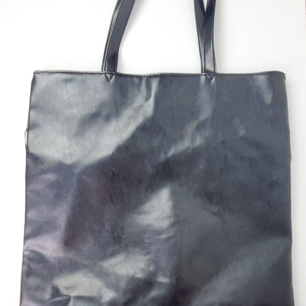 Victoria's Secret Flirty Fringe Tote Weekender Bag - Picture 4 of 6